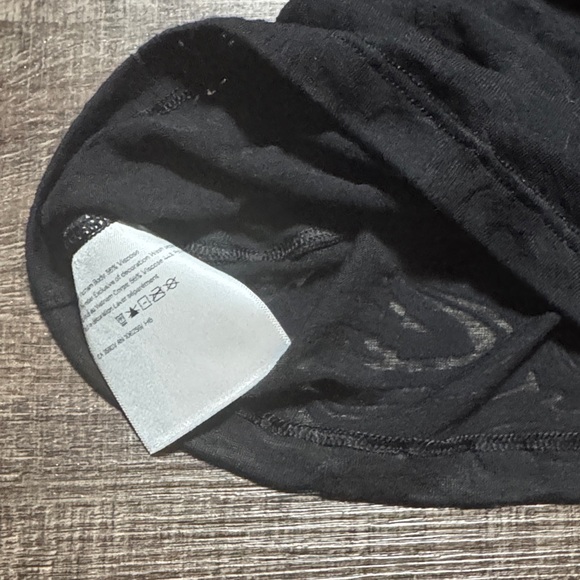 lululemon athletica Black Sleeveless Crop Top - Picture 5 of 8